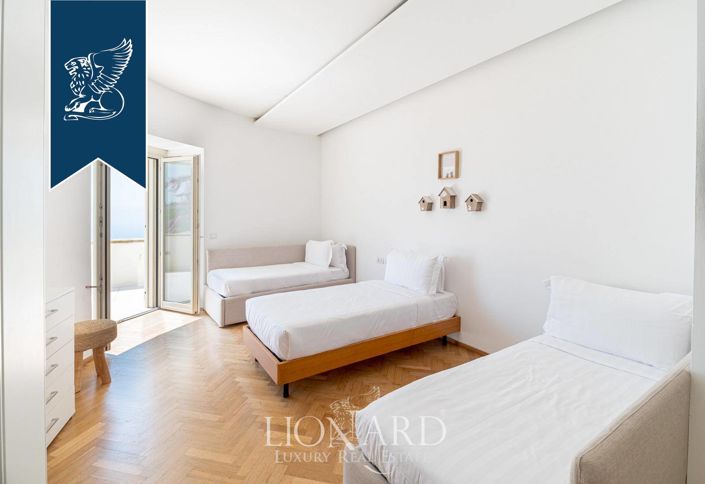Image No.37-9 Bed Villa for sale