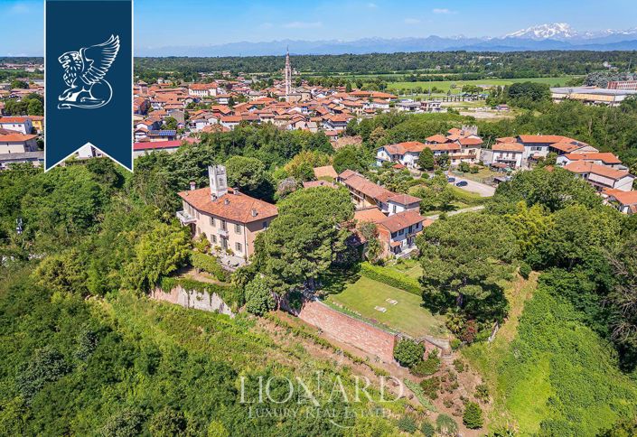 Image No.2-Propriété de 10 chambres à vendre à Novara