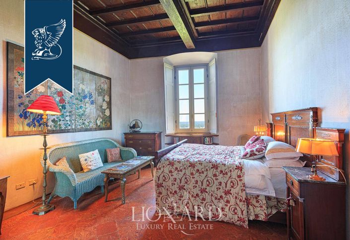 Image No.39-Propriété de 10 chambres à vendre à Novara