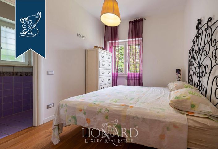 Image No.27-10 Bed Villa for sale