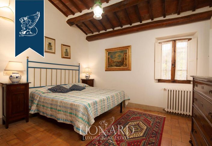 Image No.14-8 Bed Villa for sale