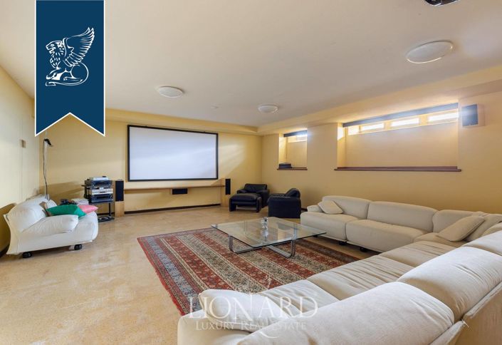 Image No.32-4 Bed Villa for sale