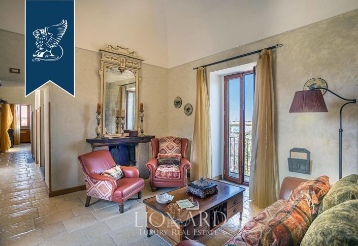 Image No.19-8 Bed Villa for sale