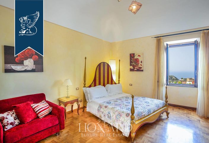 Image No.29-8 Bed Villa for sale