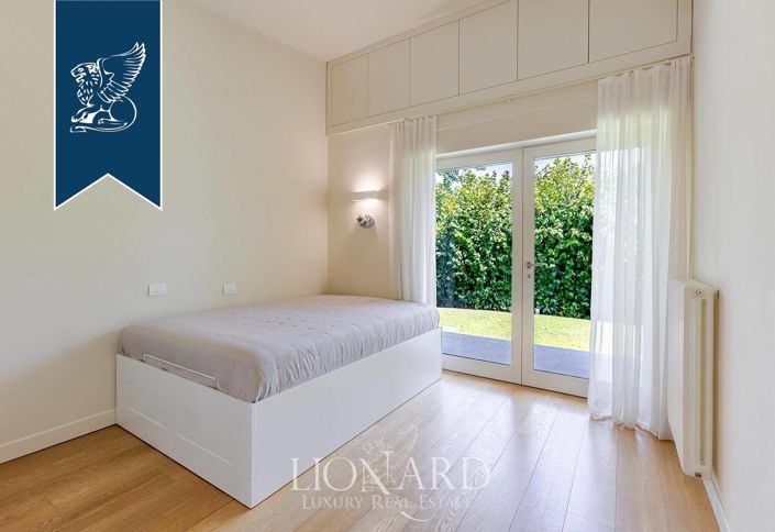 Image No.28-4 Bed Villa for sale
