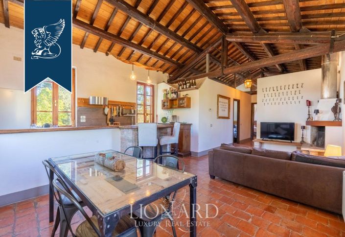 Image No.19-18 Bed Villa for sale