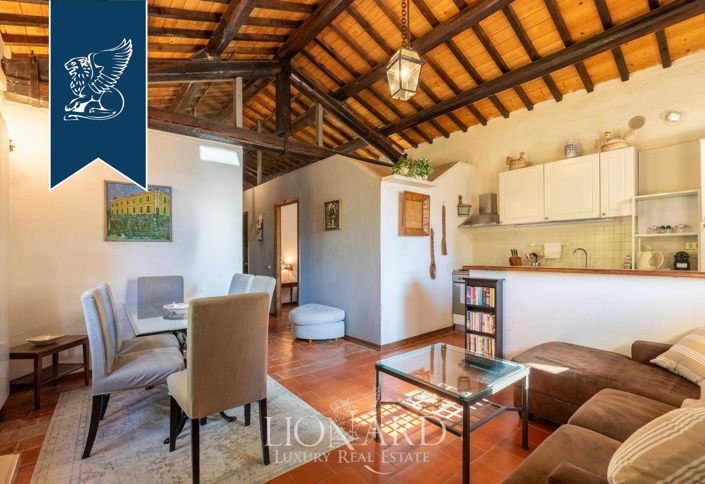 Image No.21-18 Bed Villa for sale