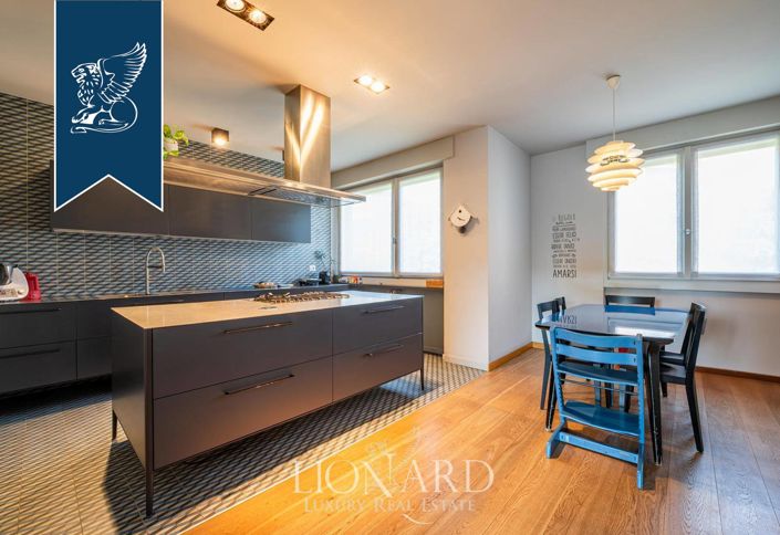 Image No.17-4 Bed Apartment for sale