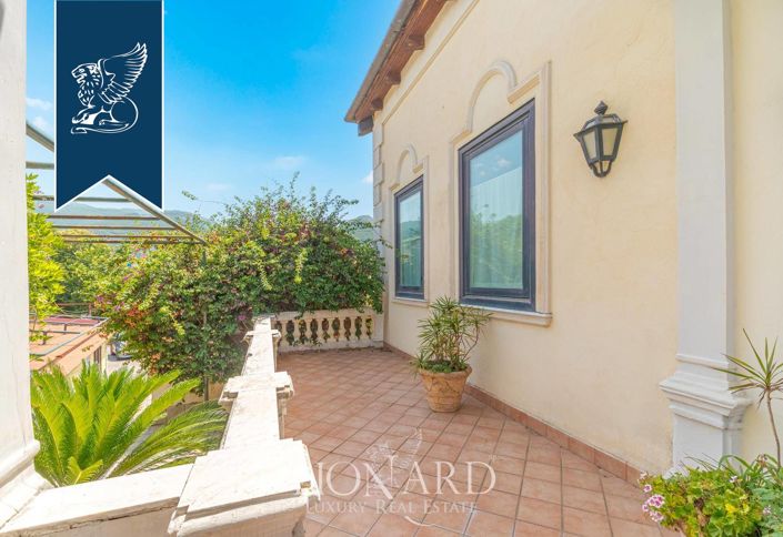 Image No.11-Villa de 6 chambres à vendre à Vico Equense