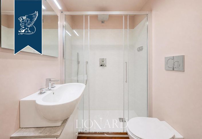 Image No.10-5 Bed Apartment for sale