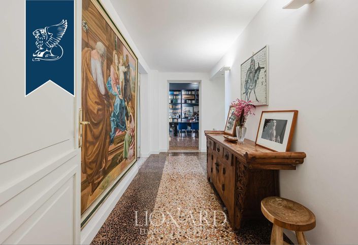 Image No.5-5 Bed Apartment for sale