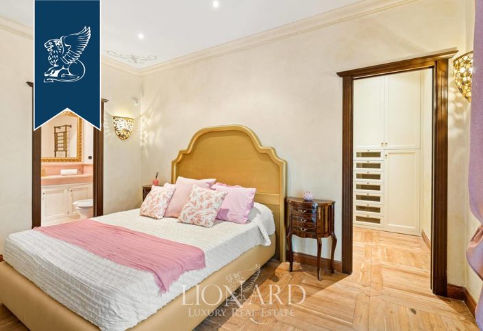 Image No.24-6 Bed Villa for sale