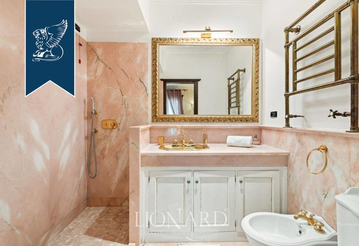 Image No.25-6 Bed Villa for sale