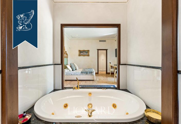 Image No.29-6 Bed Villa for sale