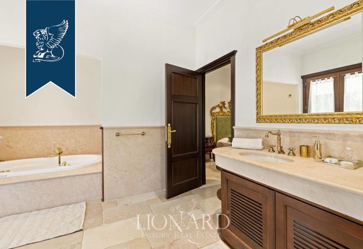 Image No.31-6 Bed Villa for sale
