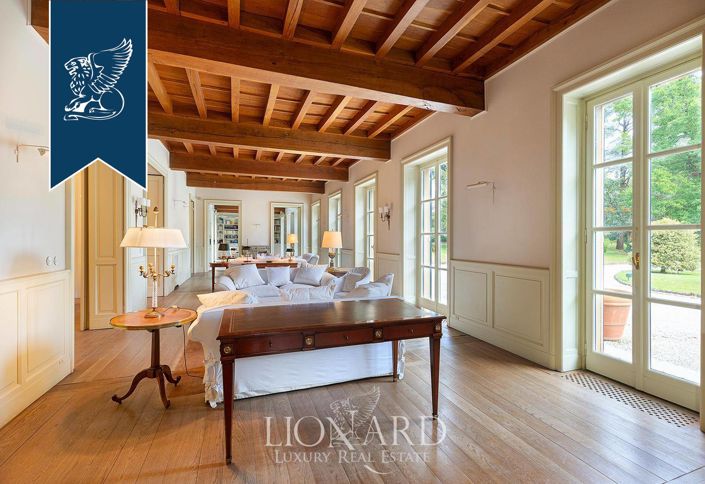 Image No.10-4 Bed Villa for sale