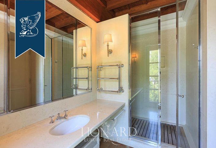Image No.25-4 Bed Villa for sale
