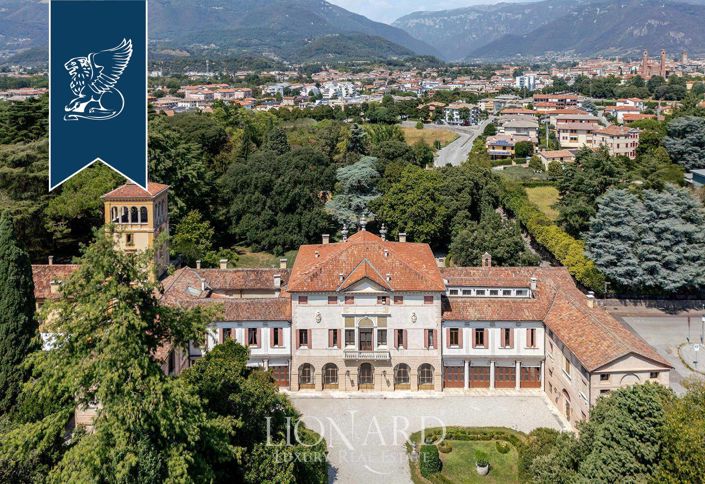 Image No.2-Villa de 47 chambres à vendre à Bassano del Grappa