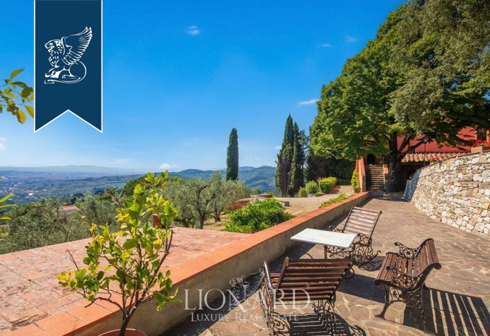 Image No.10-7 Bed Villa for sale