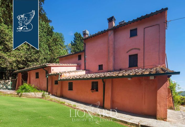 Image No.8-7 Bed Villa for sale