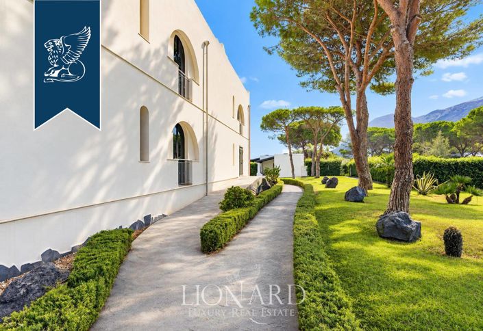 Image No.19-24 Bed Hotel for sale
