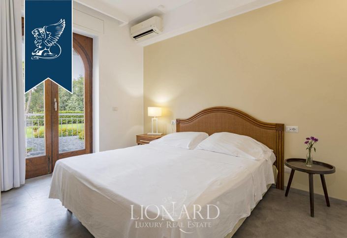 Image No.26-24 Bed Hotel for sale