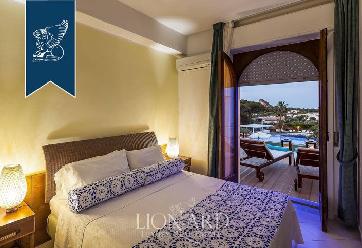 Image No.28-24 Bed Hotel for sale