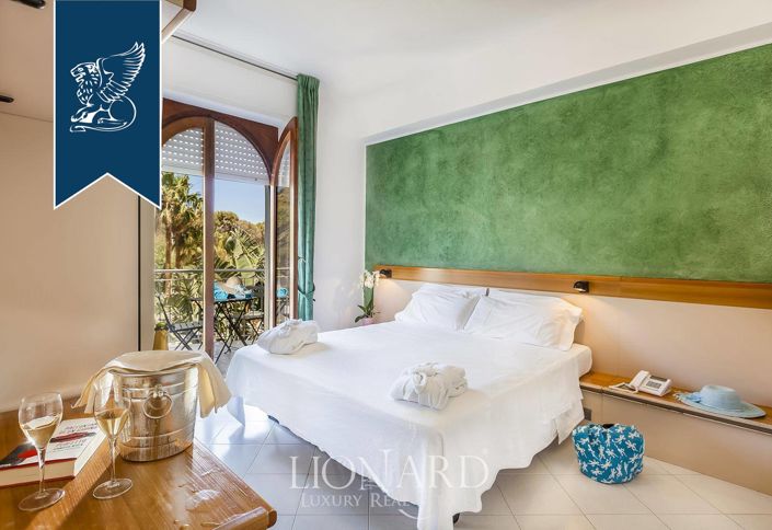 Image No.30-24 Bed Hotel for sale