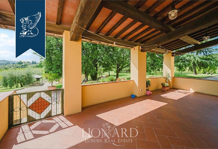 Image No.11-7 Bed Villa for sale