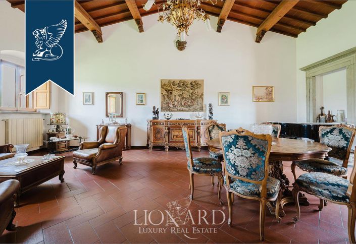 Image No.17-7 Bed Villa for sale