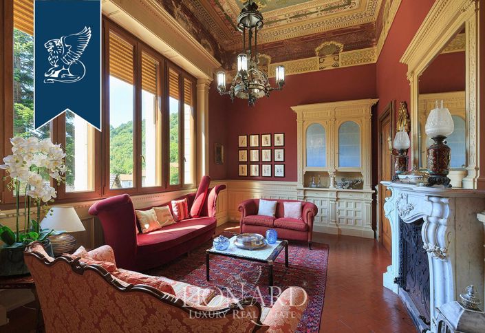Image No.21-12 Bed Villa for sale
