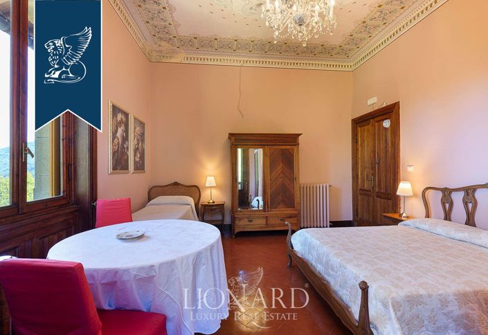 Image No.28-12 Bed Villa for sale