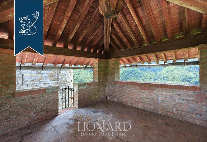 Image No.34-12 Bed Villa for sale