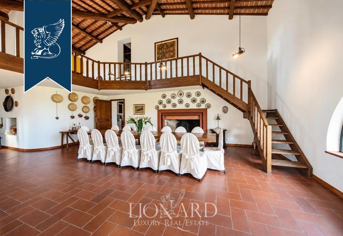 Image No.31-8 Bed Villa for sale