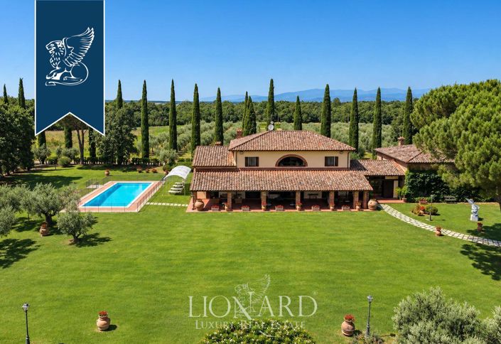 Image No.6-8 Bed Villa for sale