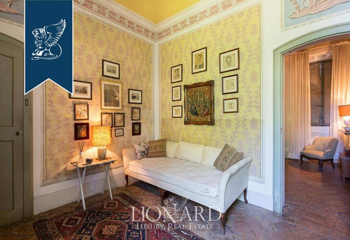 Image No.57-70 Bed Property for sale