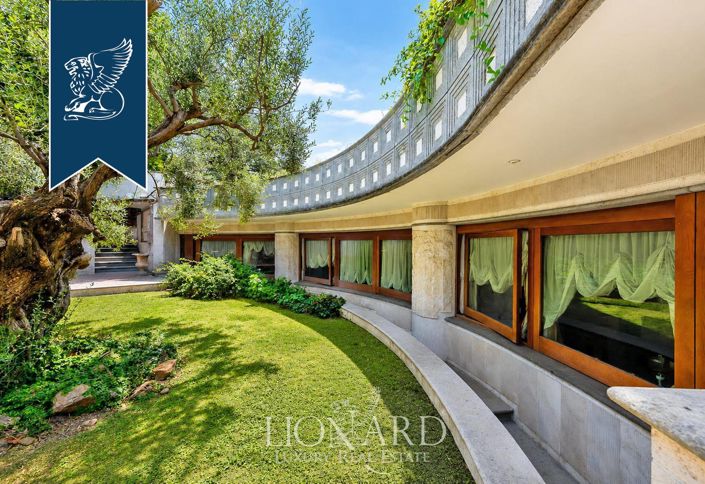 Image No.6-5 Bed Villa for sale