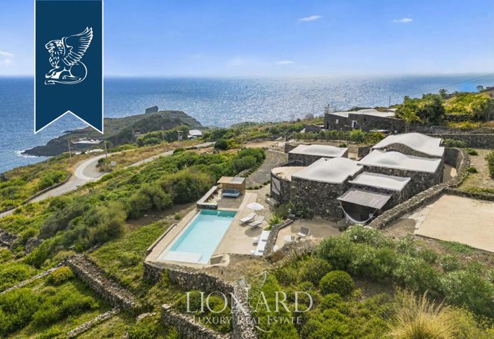 Image No.2-Villa de 5 chambres à vendre à Pantelleria