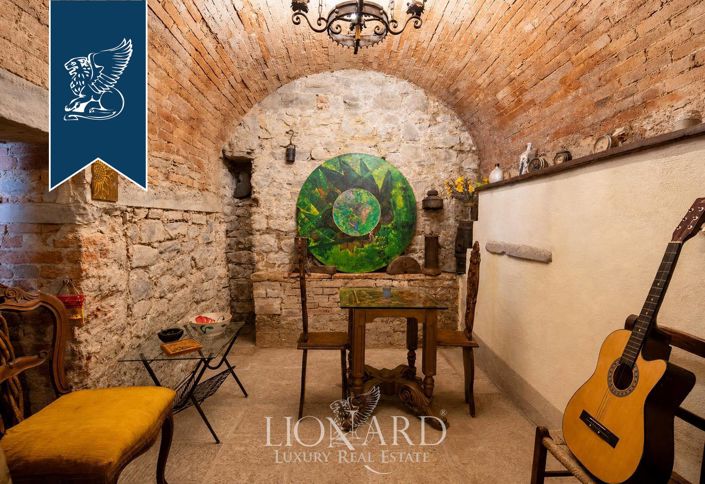 Image No.20-5 Bed Country House for sale