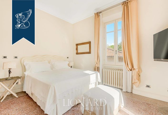 Image No.18-3 Bed Villa for sale