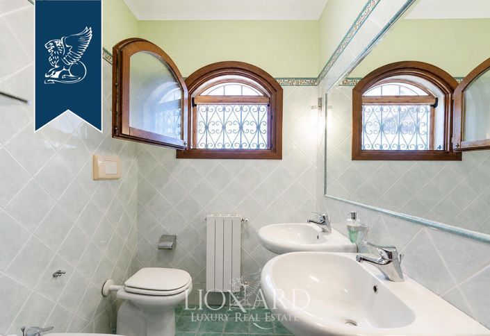 Image No.18-4 Bed Villa for sale