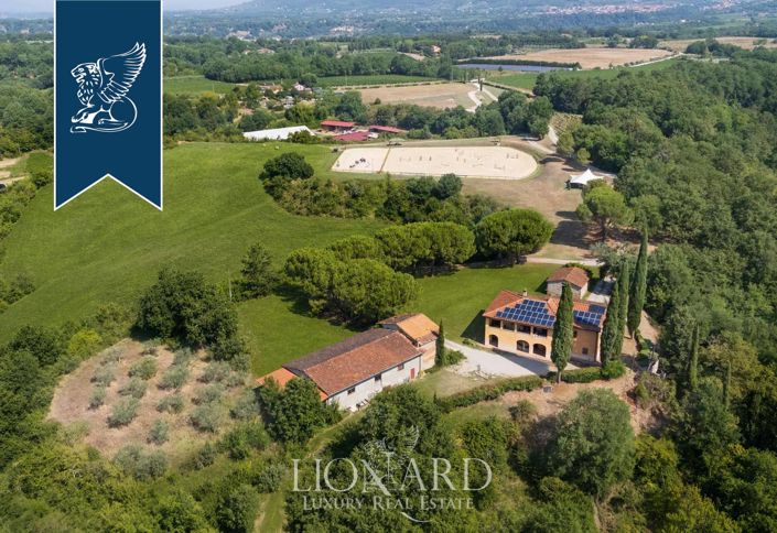 Image No.3-6 Bed Farmhouse for sale