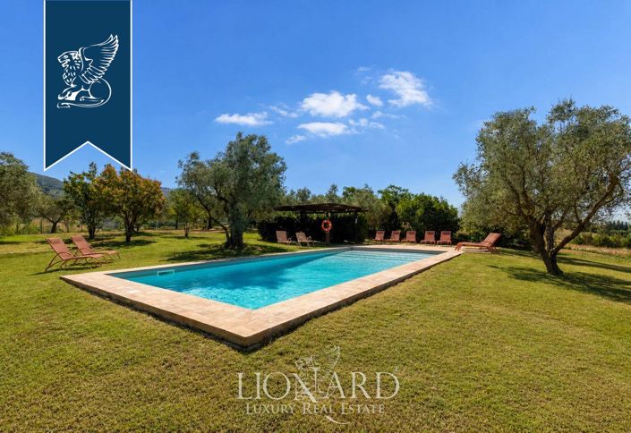 Image No.14-7 Bed Villa for sale