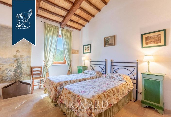 Image No.27-7 Bed Villa for sale