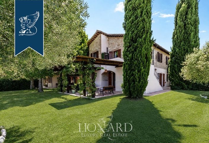 Image No.5-7 Bed Villa for sale