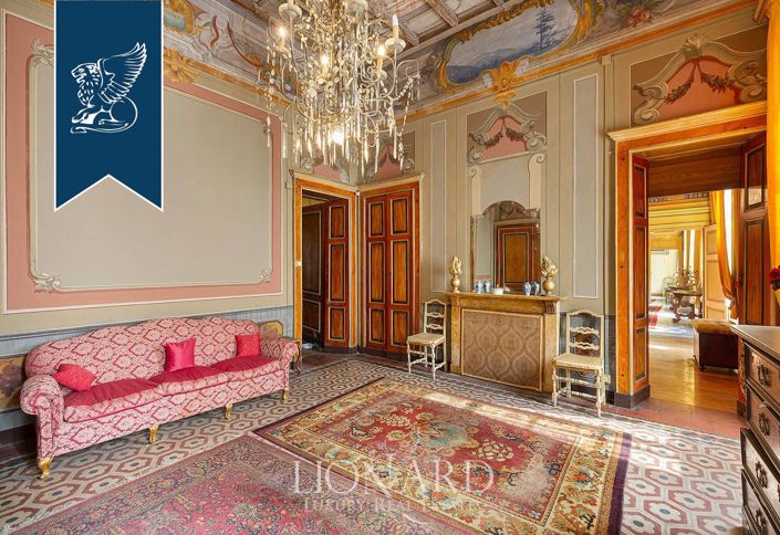 Image No.16-Villa de 5 chambres à vendre à Novara