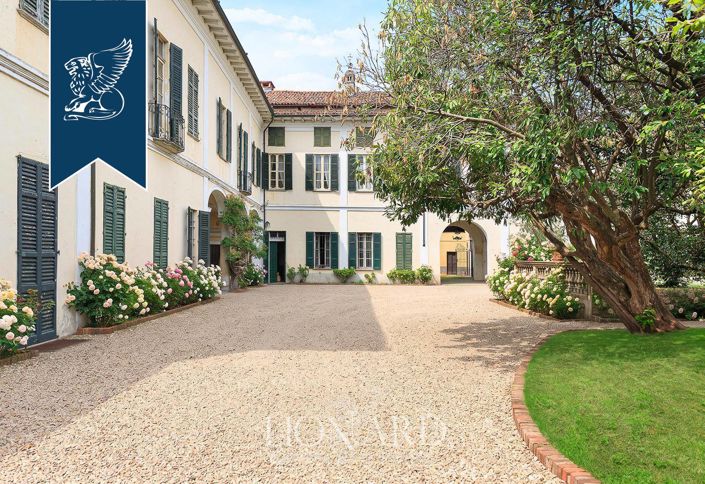 Image No.4-Villa de 5 chambres à vendre à Novara