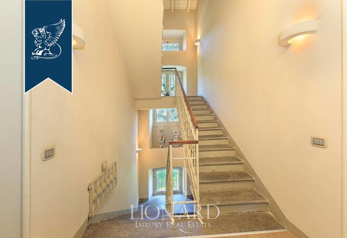 Image No.17-6 Bed Villa for sale