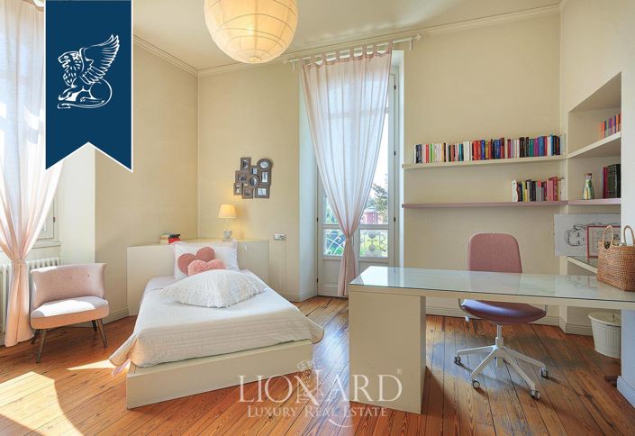 Image No.24-6 Bed Villa for sale