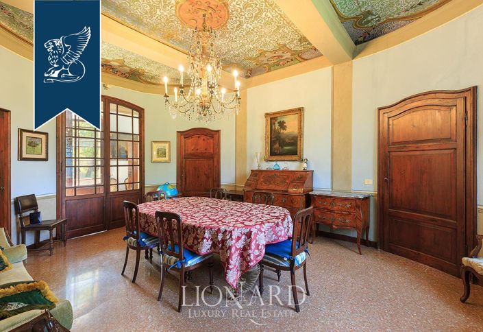 Image No.15-5 Bed Villa for sale